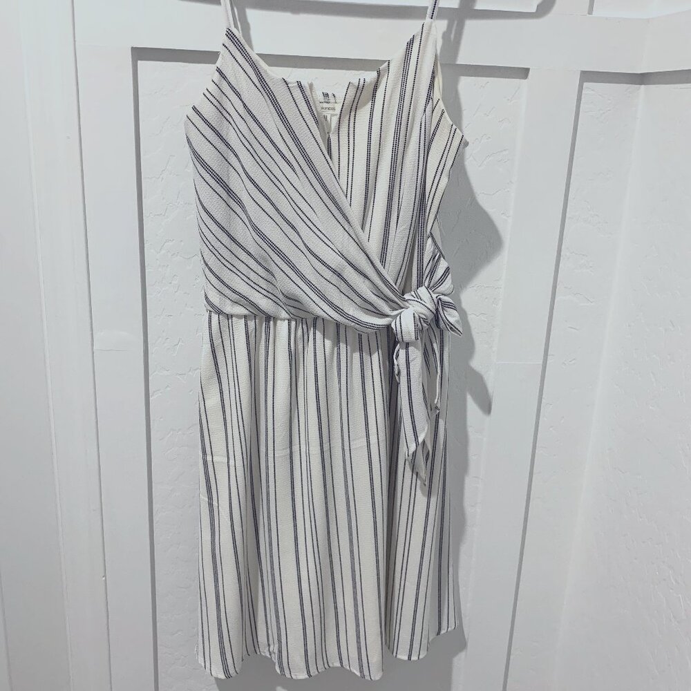 Maurices Women's White and Black Stripe Dress Size L Large